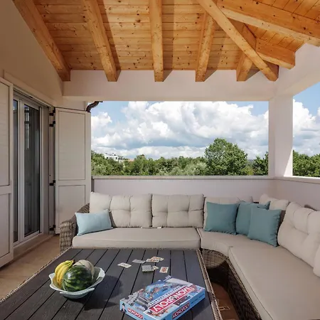 Villa Karla Tar Tar-Vabriga