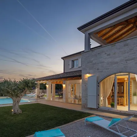 Villa Karla Tar Tar-Vabriga